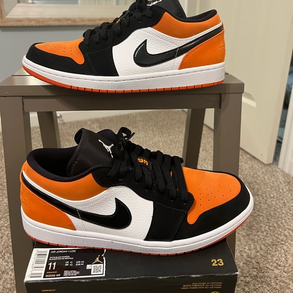 Air Jordan 1 Low Shattered Backboard - Picture 1 of 8